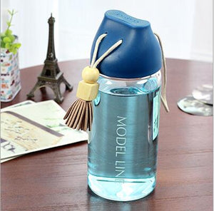 Model Line Cool Water Bottle Fringing decor Cold Drink Glass Bottle High Quality Glass drinking bottle Handcarry hiking bottle