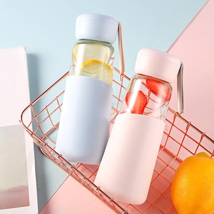 Travel drink ware Portable bottle new design glass bottle Transparent bottle water tea glass drinking bottle with silicone set